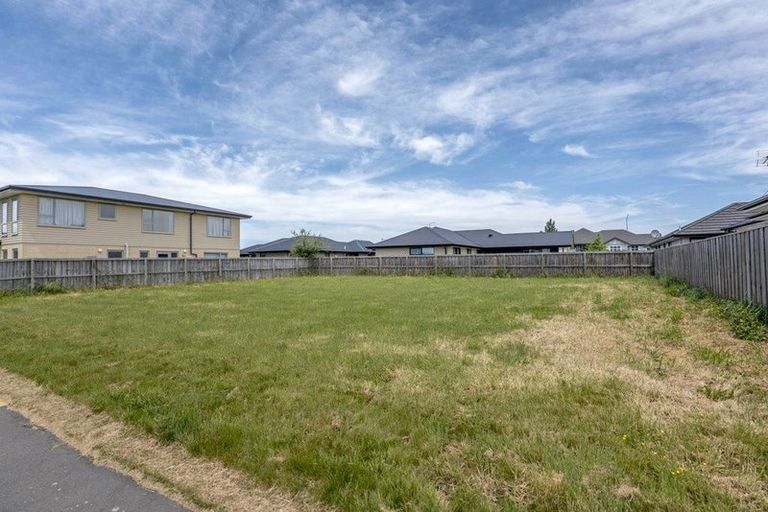 Photo of property in 12 Eminence Drive, Northwood, Christchurch, 8051