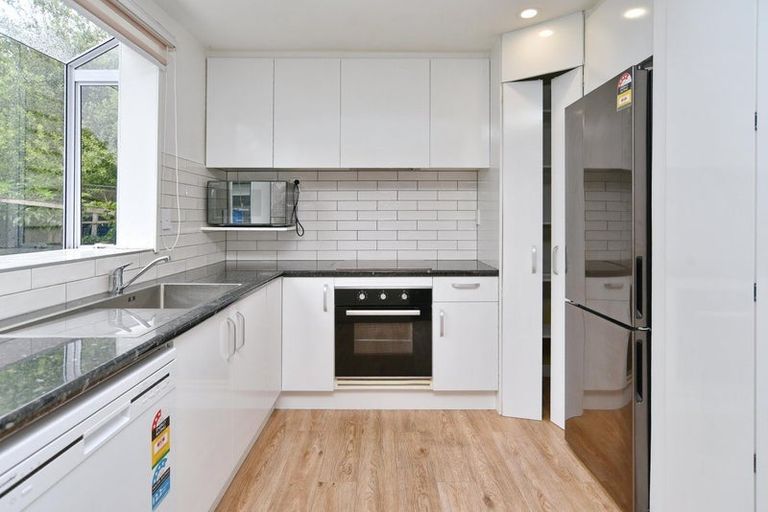 Photo of property in 86 Westholme Street, Strowan, Christchurch, 8052