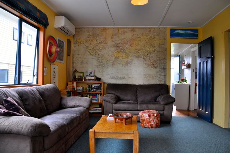 Photo of property in 15 Seaview Road, Waihi Beach, 3611