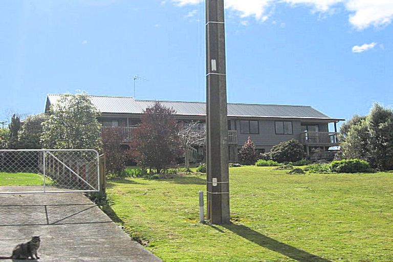 Photo of property in 64 Abbotsford Road, Waipawa, 4210
