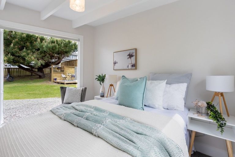 Photo of property in 3b Kowhai Street, Otaki Beach, Otaki, 5512