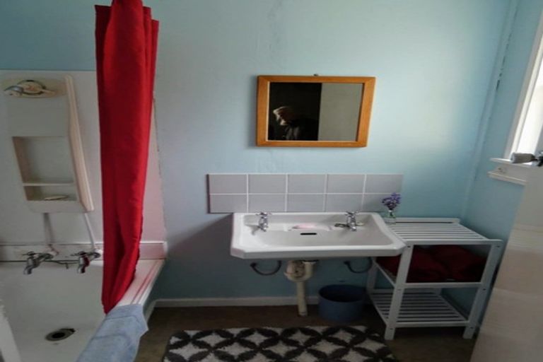 Photo of property in 30 Mackenzie Street, National Park, Owhango, 3989