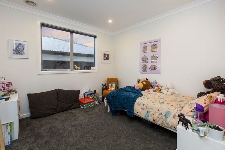Photo of property in 931b High Street, Avalon, Lower Hutt, 5011