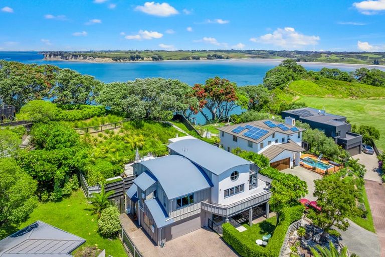 Photo of property in 18 Palm Cove, Arkles Bay, Whangaparaoa, 0932