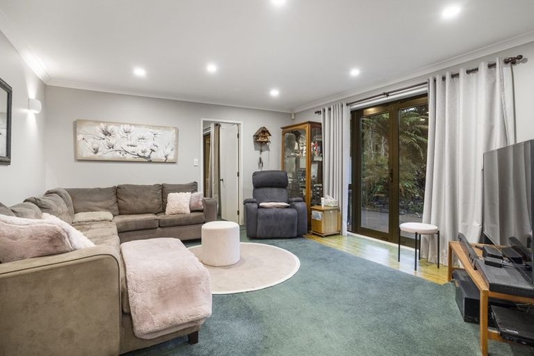 Photo of property in 63 Tram Road, Swanson, Auckland, 0614