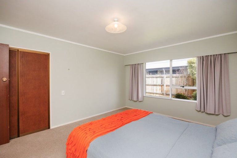 Photo of property in 12a Cecil Place, Cloverlea, Palmerston North, 4412