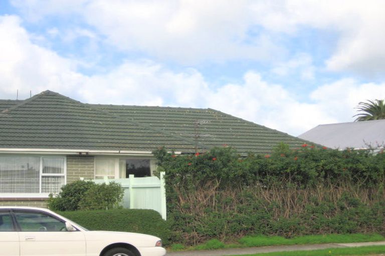 Photo of property in 2/55a Kolmar Road, Papatoetoe, Auckland, 2025