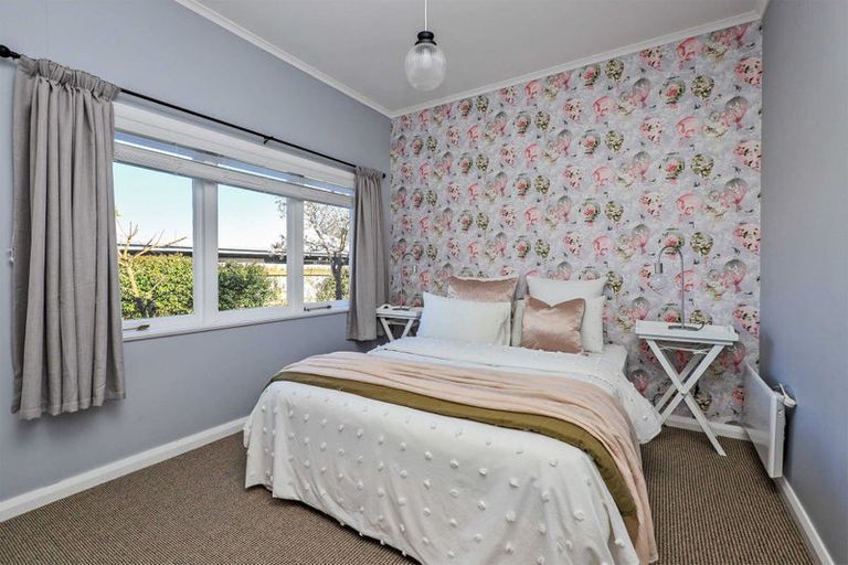 Photo of property in 56 Joll Road, Havelock North, 4130