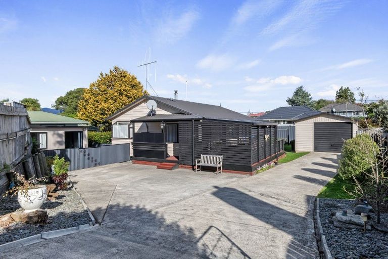 Photo of property in 21a Chester Street, Levin, 5510