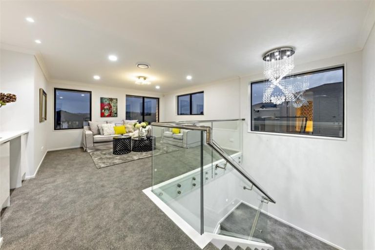 Photo of property in 42 Hangahai Road, Flat Bush, Auckland, 2019