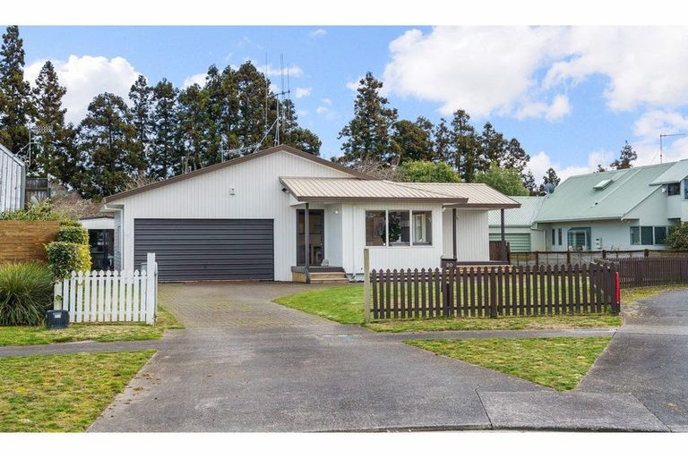 Photo of property in 20 Rimmington Drive, Hamilton Lake, Hamilton, 3204
