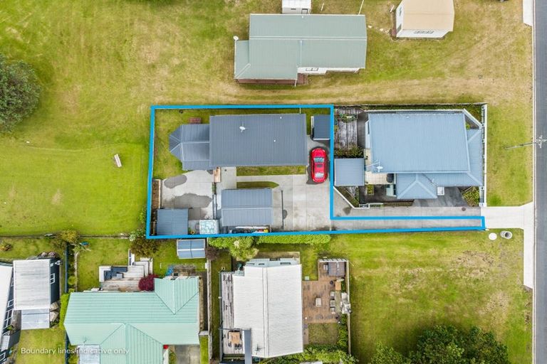 Photo of property in 100b Kiwi Road, Whangamata, 3620