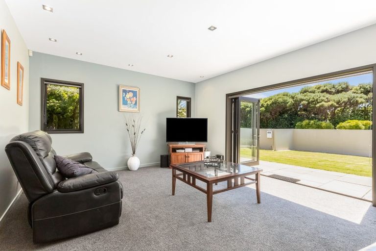 Photo of property in 3 Young Nicks Lane, Whitby, Porirua, 5024