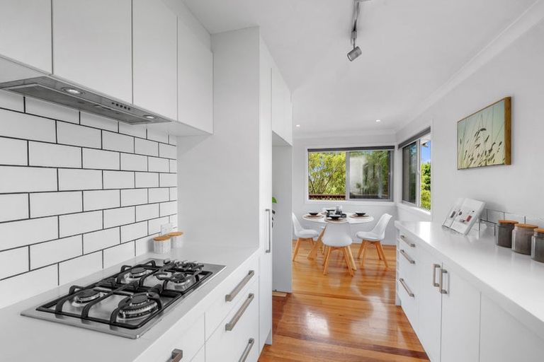 Photo of property in 431 Don Buck Road, Massey, Auckland, 0614