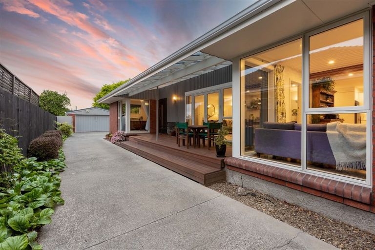 Photo of property in 34 Carruthers Street, Ilam, Christchurch, 8041