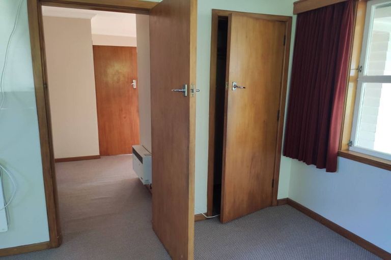 Photo of property in 20 Victoria Road, New Plymouth, 4310