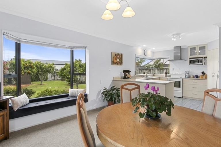 Photo of property in 13 Crossley Street, Katikati, 3129