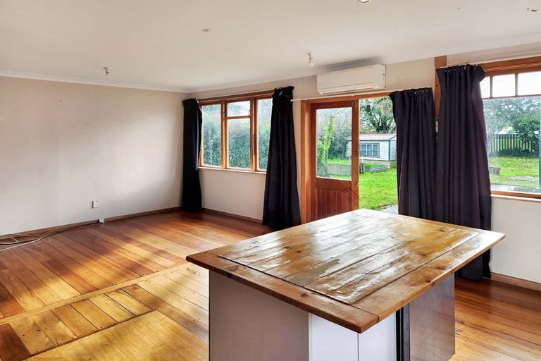Photo of property in 17 Mchardie Street, Trentham, Upper Hutt, 5018