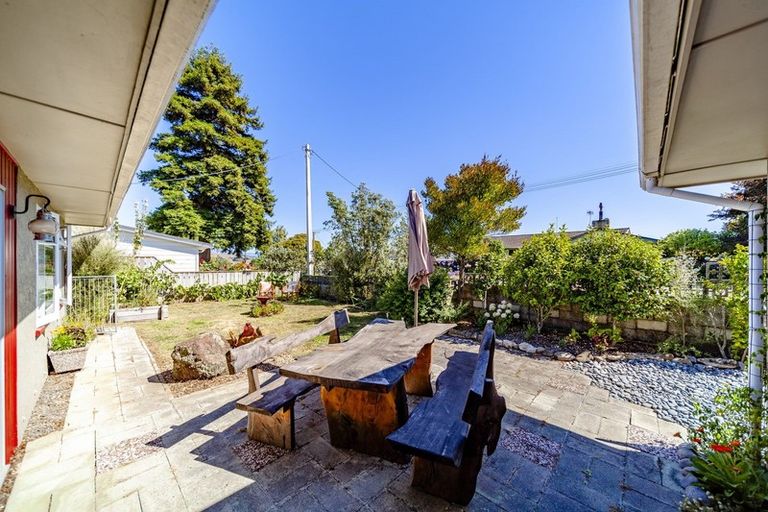 Photo of property in 218 Porangahau Road, Waipukurau, 4200