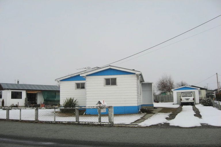 Photo of property in 6 Hallewell Road, Twizel, 7901