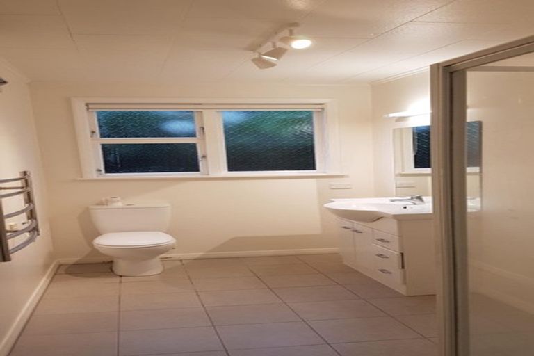 Photo of property in 1/27 Abbott Street, Ngaio, Wellington, 6035