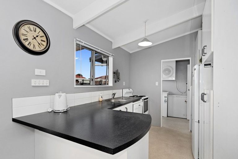 Photo of property in 66a Gloucester Road, Mount Maunganui, 3116