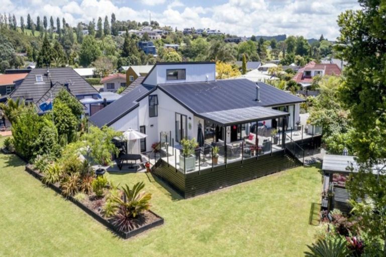 Photo of property in 101 Awarua Place, Whangamata, 3620