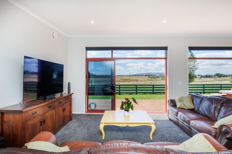 Photo of property in 107 Ashhurst Road, Bunnythorpe, Palmerston North, 4481