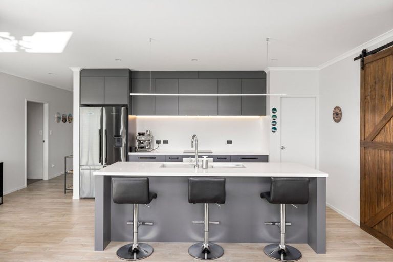 Photo of property in 10 Betty May Drive, Pyes Pa, Tauranga, 3173