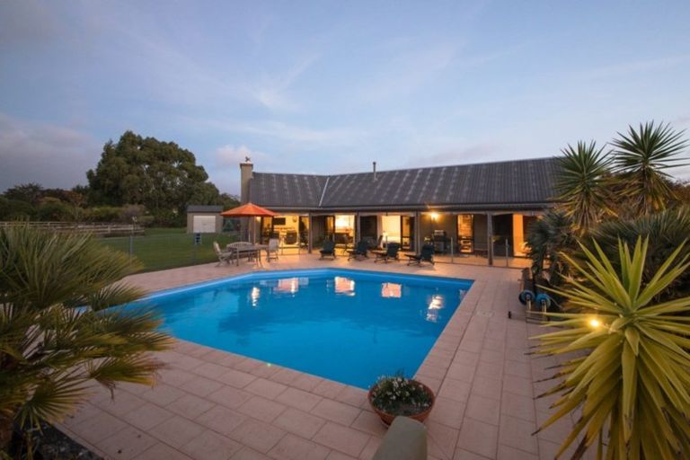 Photo of property in 170 Tutaki Road, Kelvin Grove, Palmerston North, 4470