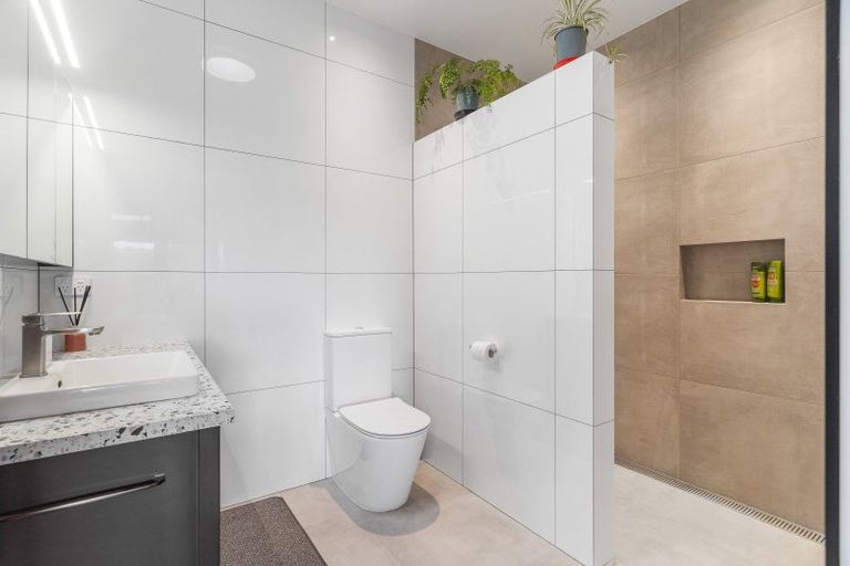 Photo of property in 1 Rewarewa Rise, Whangamata, 3691