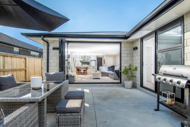 Photo of property in 3 Teachers Court, Papamoa Beach, Papamoa, 3118