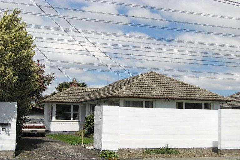 Photo of property in 21 Appleby Crescent, Burnside, Christchurch, 8053