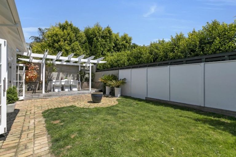 Photo of property in 42 Lawrence Street, Herne Bay, Auckland, 1011