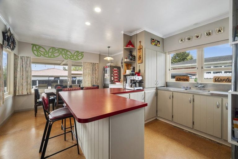 Photo of property in 26 Hillcrest Avenue, Hillcrest, Rotorua, 3015