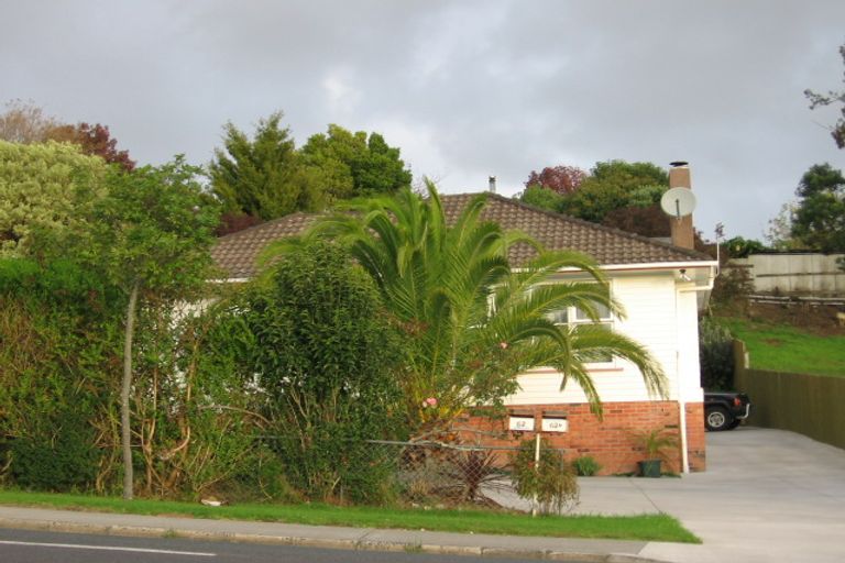 Photo of property in 62 Vodanovich Road, Te Atatu South, Auckland, 0610