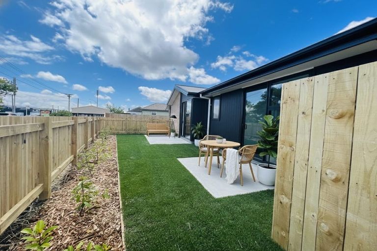 Photo of property in 1152a Heaphy Terrace, Fairfield, Hamilton, 3214