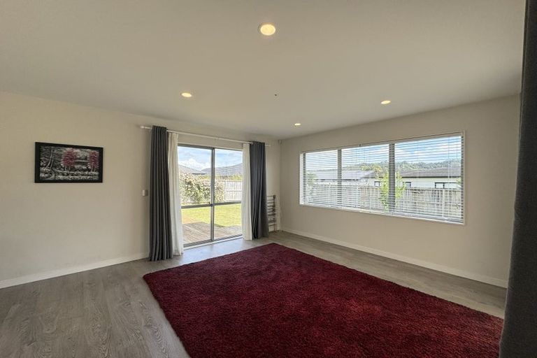 Photo of property in 10 Remana Crescent, Huapai, Kumeu, 0810