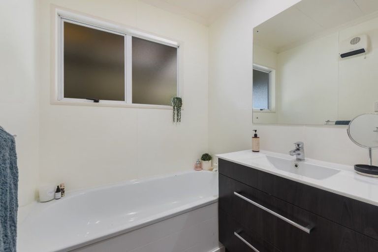 Photo of property in 16 Hollis Place, Brightwater, 7022