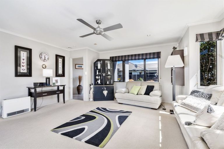 Photo of property in 53 Matene Place, Papamoa Beach, Papamoa, 3118