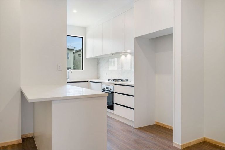 Photo of property in 27 Coast Garden Drive, Hobsonville, Auckland, 0616