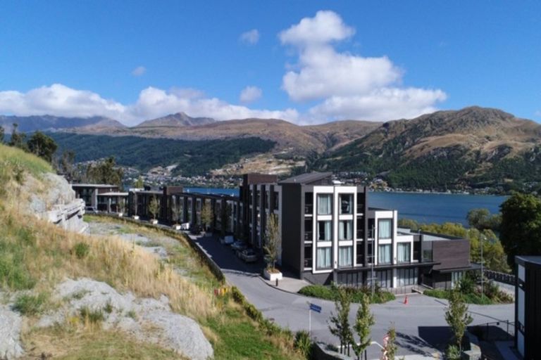 Photo of property in 4 Old Homestead Place, Kawarau Falls, Queenstown, 9300