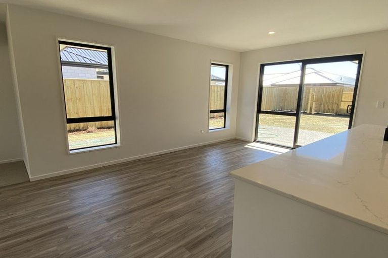 Photo of property in 155 Shillingford Boulevard, Rolleston, 7615