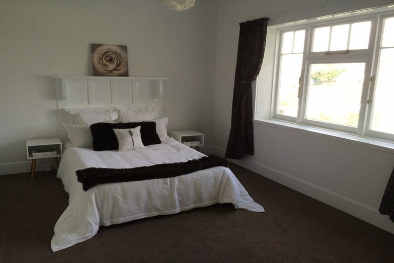 Photo of property in 9 Chelwood Street, Takaro, Palmerston North, 4412