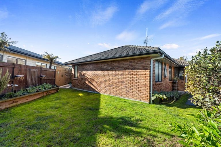 Photo of property in 100 Twin Oak Avenue, Papamoa Beach, Papamoa, 3118