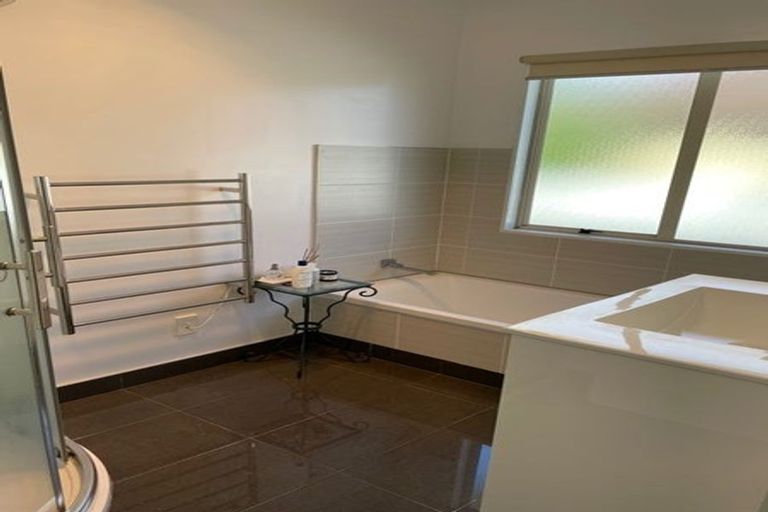 Photo of property in 1 Bannings Way, Hobsonville, Auckland, 0618