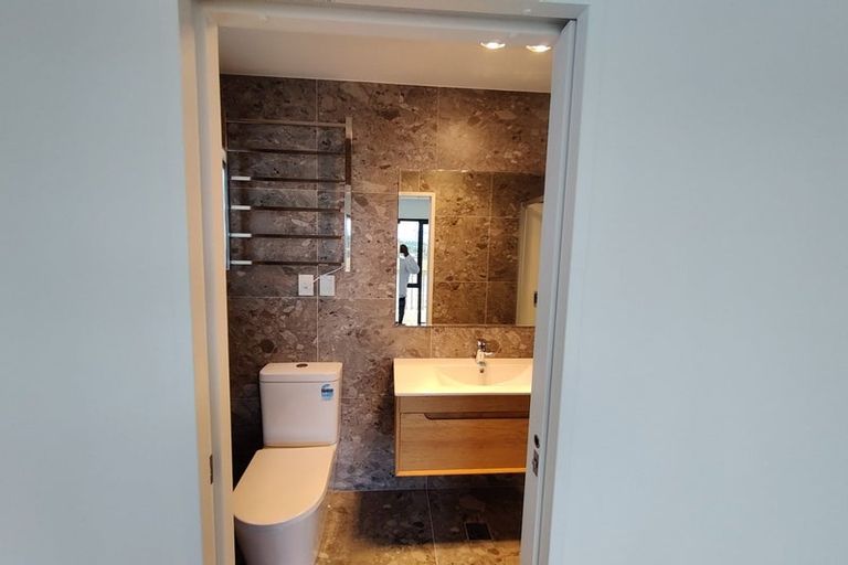 Photo of property in 1 Tributary Parade, Karaka, Papakura, 2113