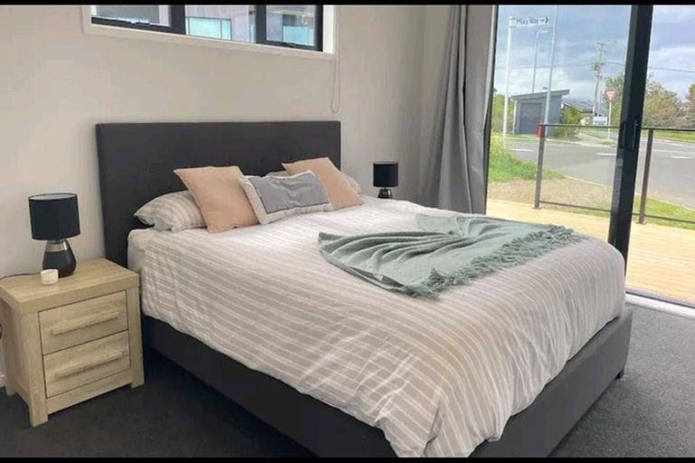 Photo of property in 3 Aquarius Lane, Langs Beach, 0582