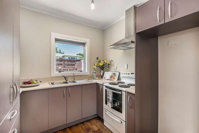 Photo of property in 15 Howden Street, Waiuku, 2123