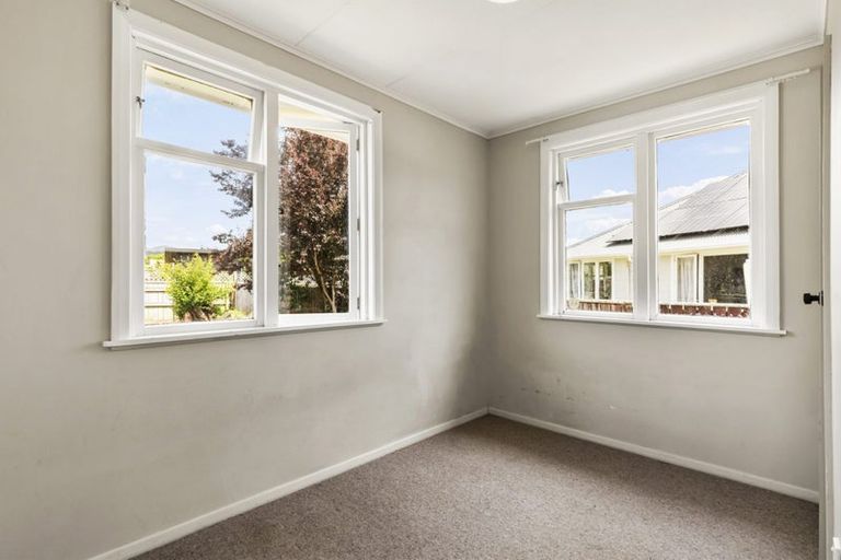 Photo of property in 32 Ngata Grove, Trentham, Upper Hutt, 5018